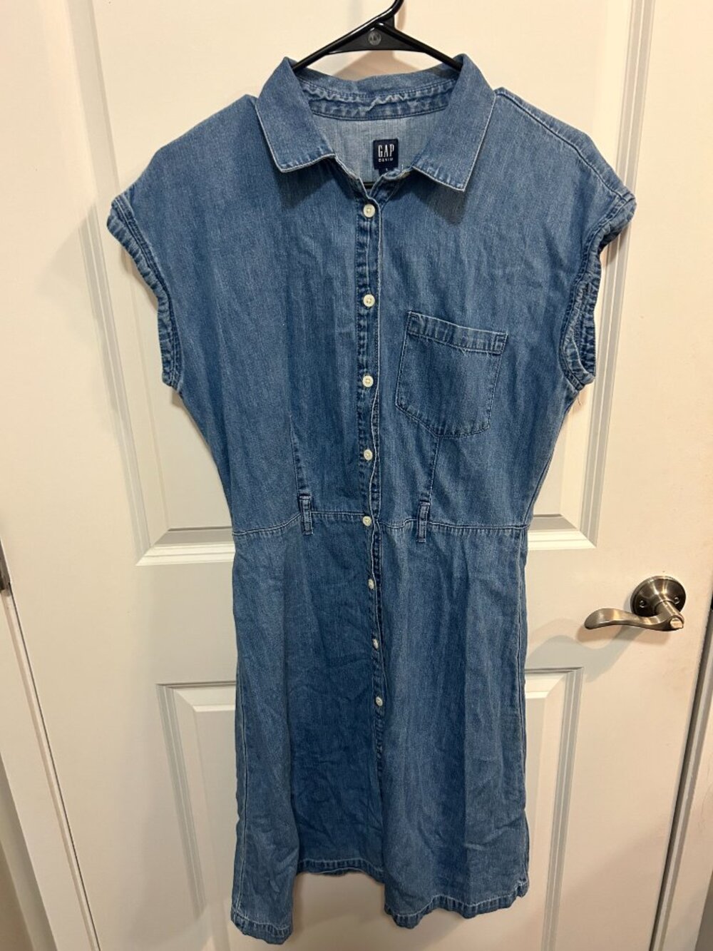 GAP Denim Shirt Dress Small Chambray Button Front Pocket Casual Belt Loop Blue